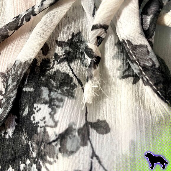 Sheer Black and White Rose Printed Off the Shoulder Slit Arm Top Size 4 / 6 S - Picture 6 of 6